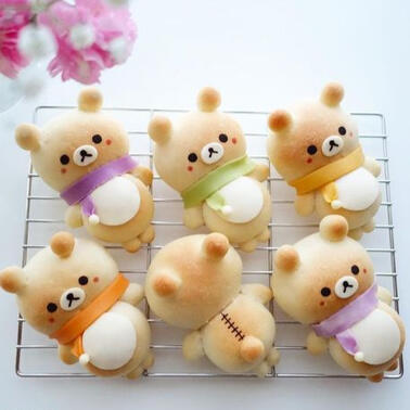 sweet bear bread